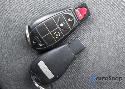 2014 Jeep Cherokee Latitude из США, поврежденный, VIN 1C4PJLCB3EW297389